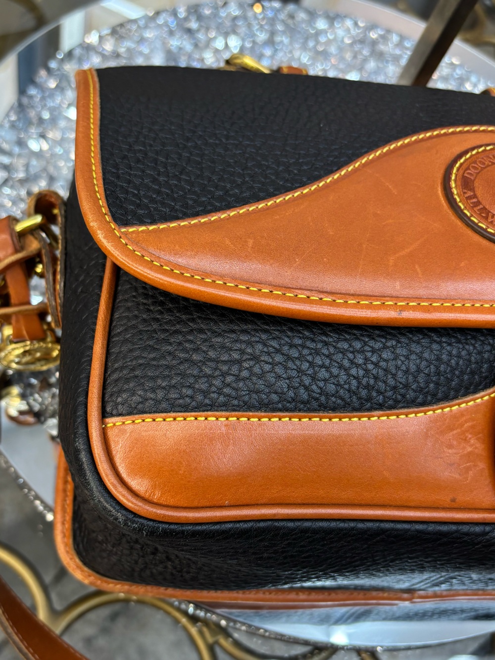 Dooney & Bourke vintage made in Costa Rica All-Weather Leather Carrier Bag EUC - Picture 10 of 15